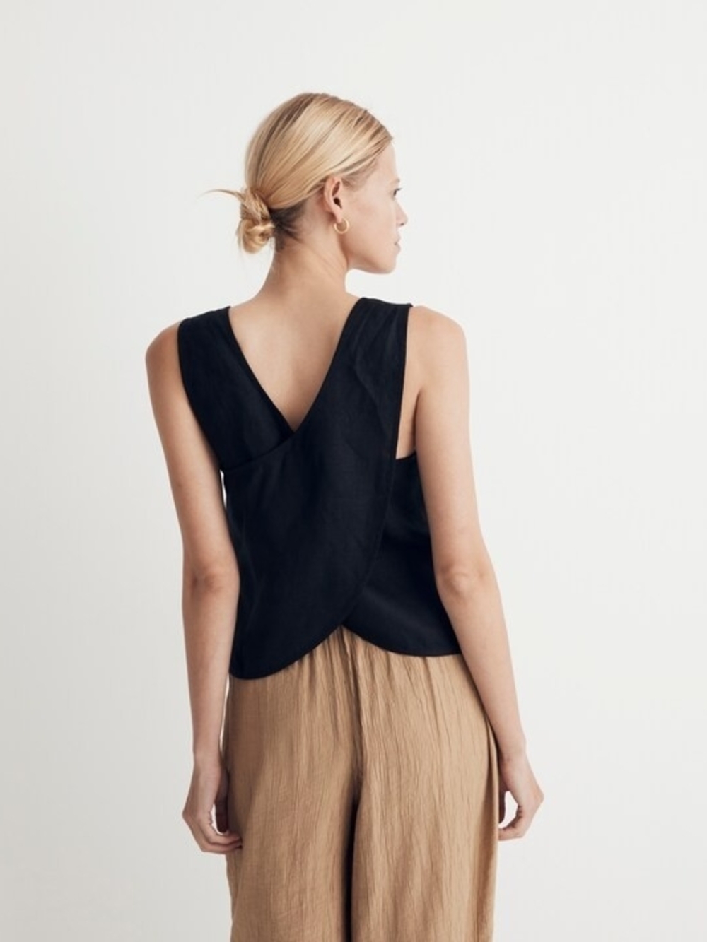 Madewell Black Sleeveless Overlap-Back Tank